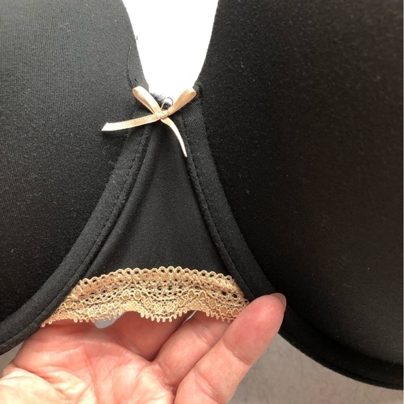 Cacique Lightly Lined Full Coverage Black Size 42G NWOT - Picture 2 of 10